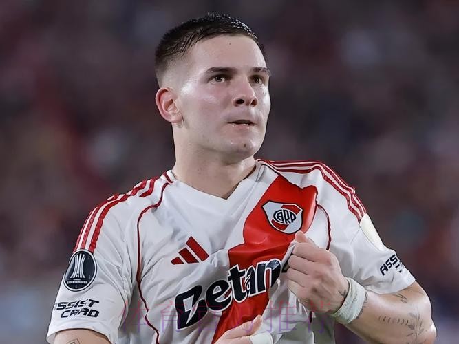 皇马关注16岁河床中场马斯坦托诺 或18岁时签约 皇马关注16岁河床中场马斯坦托诺 或18岁时签约